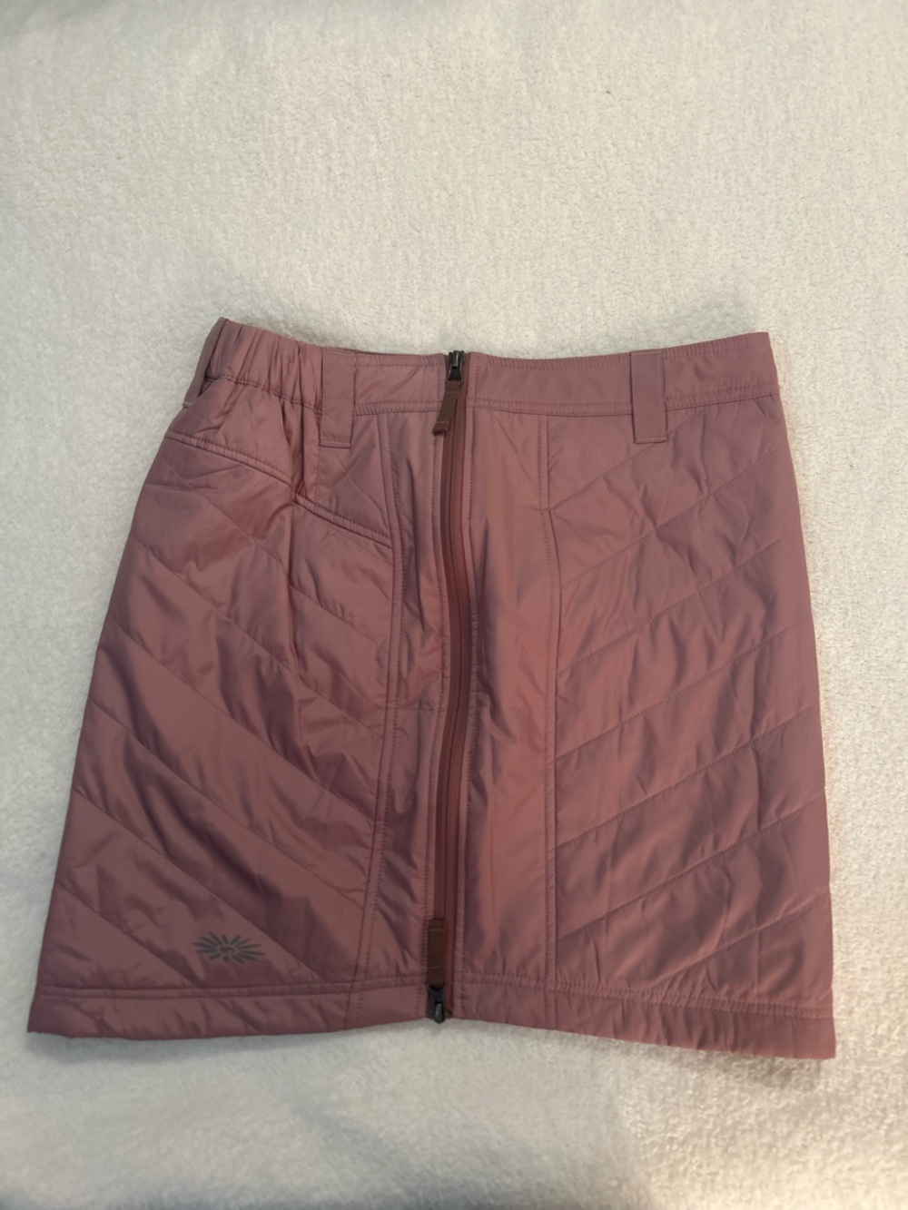 Skhoop Women's Quilted Sandy Short Skirt in Dusty Rose - Picture 3 of 16